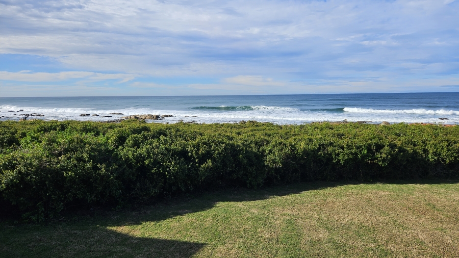 5 Bedroom Property for Sale in Jongensfontein Western Cape